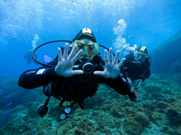 Escola de mergulho profissional em Búzios