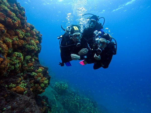 Escuela de submarinismo en Búzios